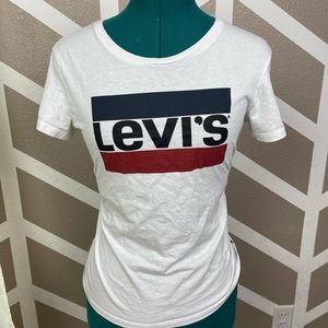 Levi’s Tshirt